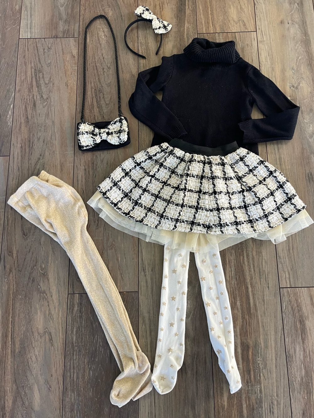 Cynthia Rowley Girls Christmas holiday outfit 6pcs Set black & cream size 5-6T